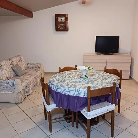 Nora Casa Vacanze/bed And Breakfast * Pula