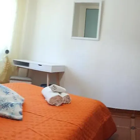 Nora Casa Vacanze/bed And Breakfast